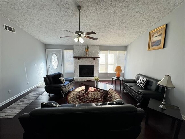 Photo - 17 Hartley Woods Dr