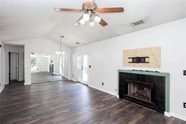 Photo - 1092 Britley Park Ln