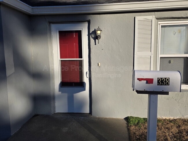 Photo - 338 La Motte Ln