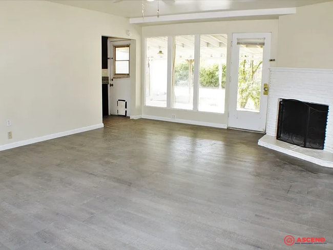 Building Photo - 1318-1320 El Tejon Ave Unit 1318