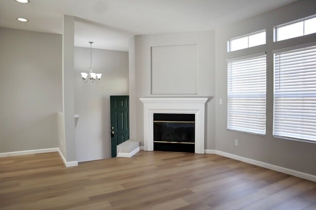 Photo - Beautifully Spacious 3-bedroom townhome in Fremont – Gated community!