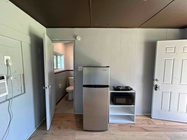 Photo - 8010 SE US Hwy 301