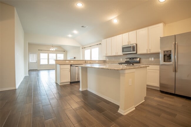 Photo - 3006 Tandem Ct