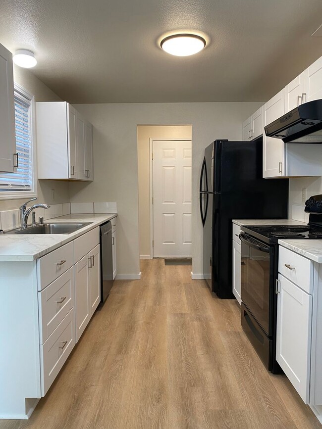 Photo - Charming 3 Bedroom 1 Bath Updated Home in Tacoma!