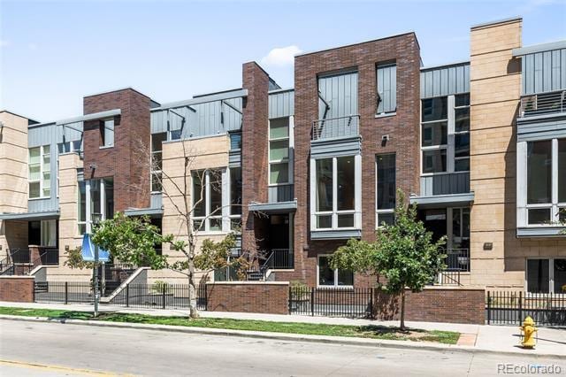 Photo - 2133 18th St