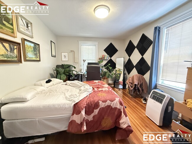 437 Washington St Unit 1
