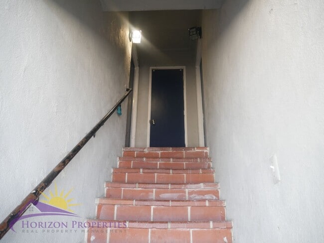 1617 Arcade Blvd Unidad 1617 Arcade Blvd #16