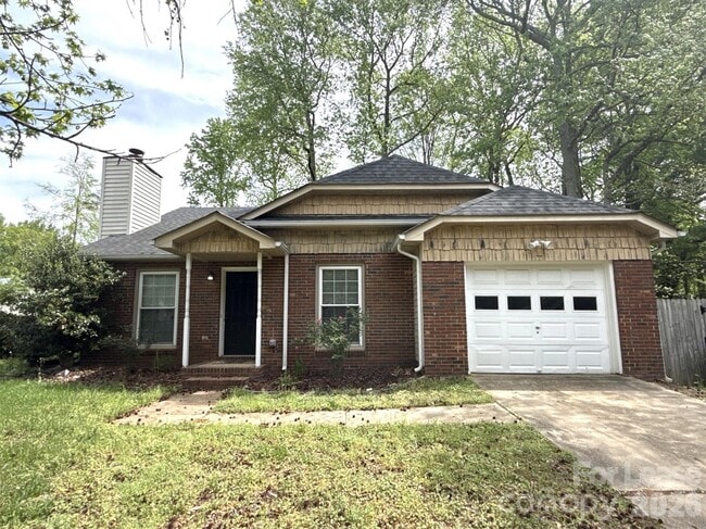 Building Photo - 5919 Hunters Crossing Ln