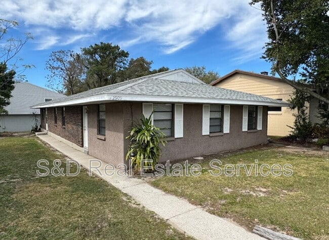 Building Photo - 2907 S Lincoln Ave Rental