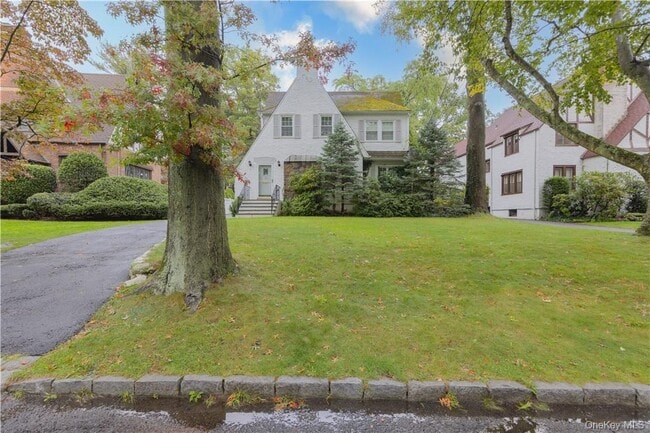 Photo - 7 Carthage Ln