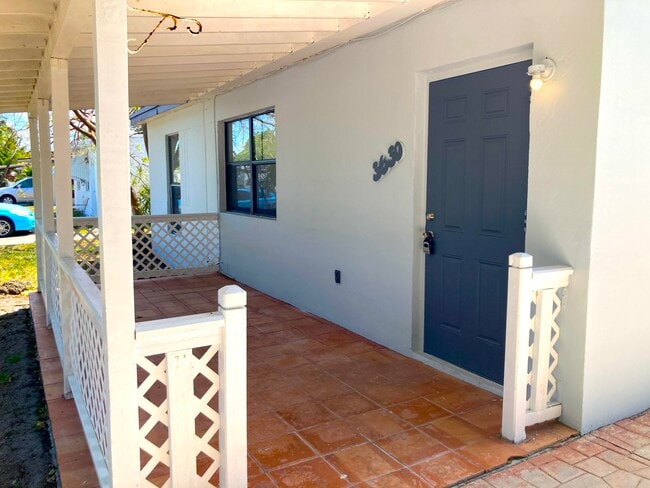 Photo - 3630 SW 46th Ave