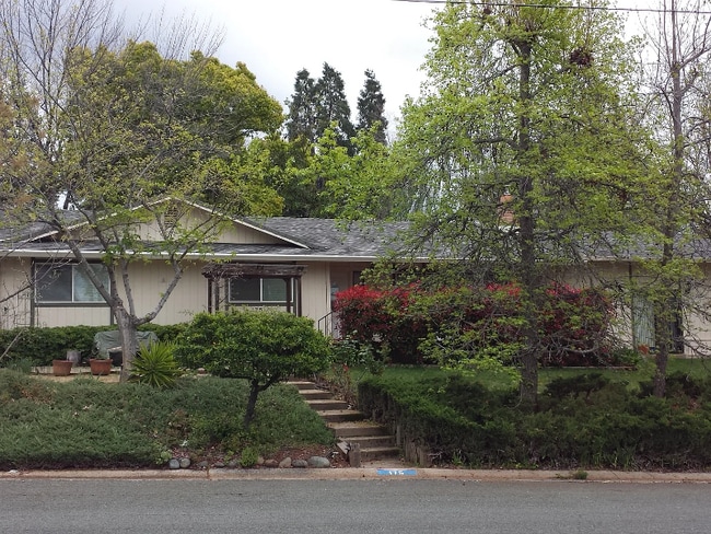 Building Photo - 175 Orrin Dr Rental