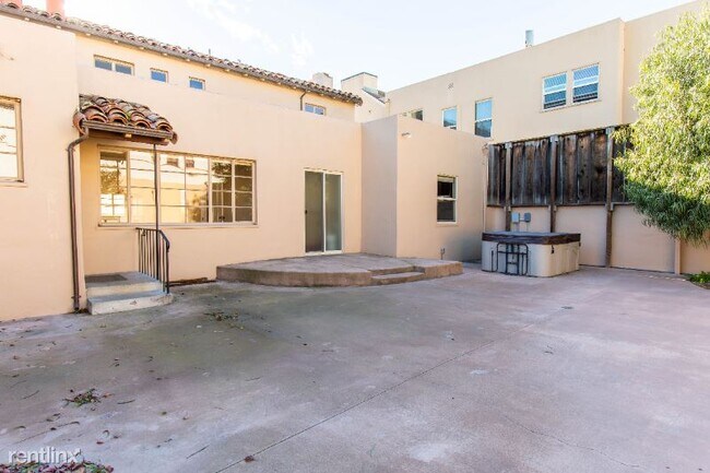 Photo - 6 br, 2.5 bath House - 50 Geil Street