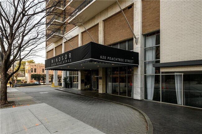 Photo - 620 Peachtree St NE Condo Unit 916