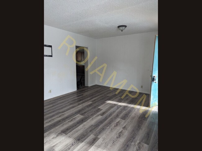 Living Room - 117 Main St