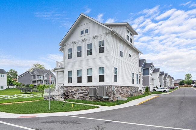 Photo - 43822 Jenkins Ln