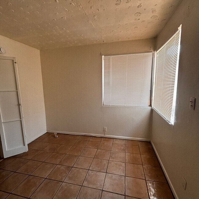 Photo - 1 Bedroom Duplex Avail