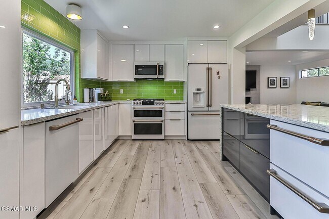 643 Arroyo Oaks Dr
