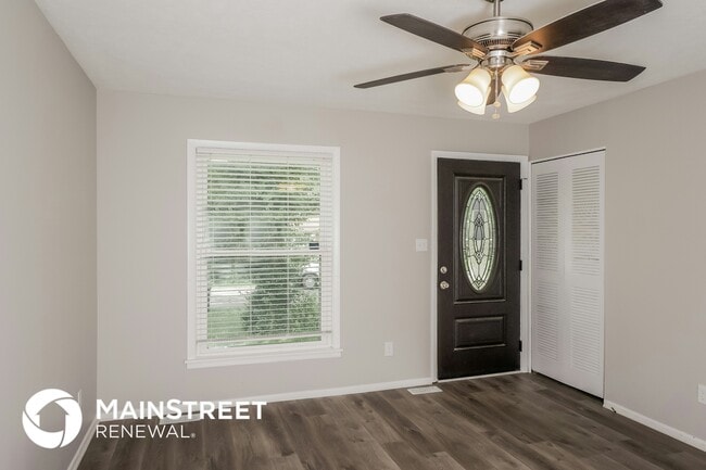 Photo - 7415 Hallmark Dr