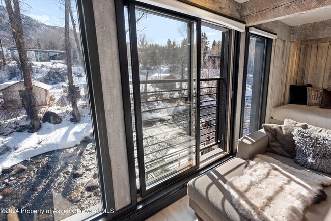 Photo - 1039 E Cooper Ave Unit 19B