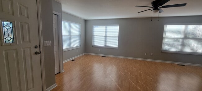 Photo - 2213 Twinflower W