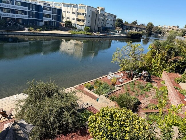 Photo - Spacious Apartments in the Desirable Bronze Coast Neighborhood Unit 867-D