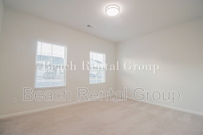Photo - 1454 Bellaria Wy