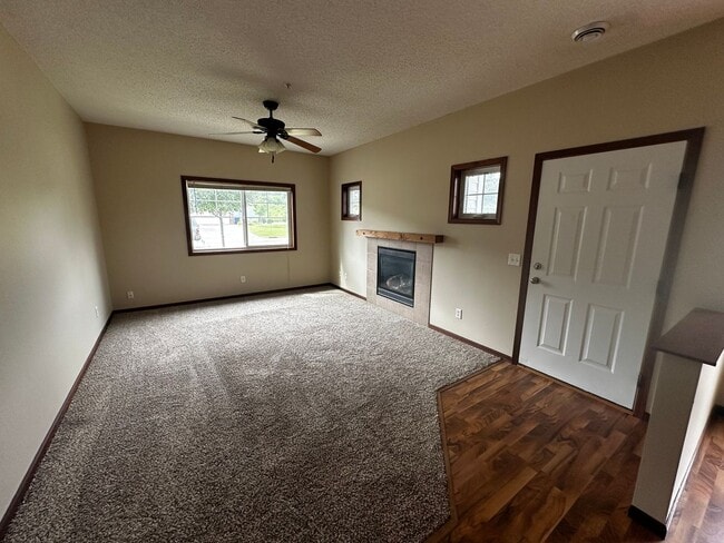Photo - 3 Bed 3 Bath Townhome