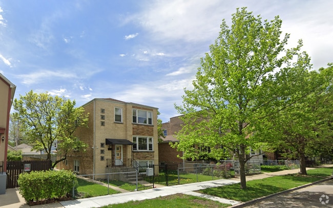 Building Photo - 5439 W Schubert Ave Unit 2 Rental