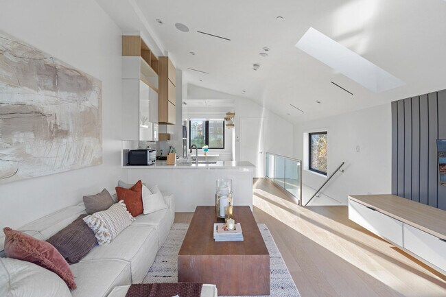 Photo - 2857 Wall St Unit ID1051935P