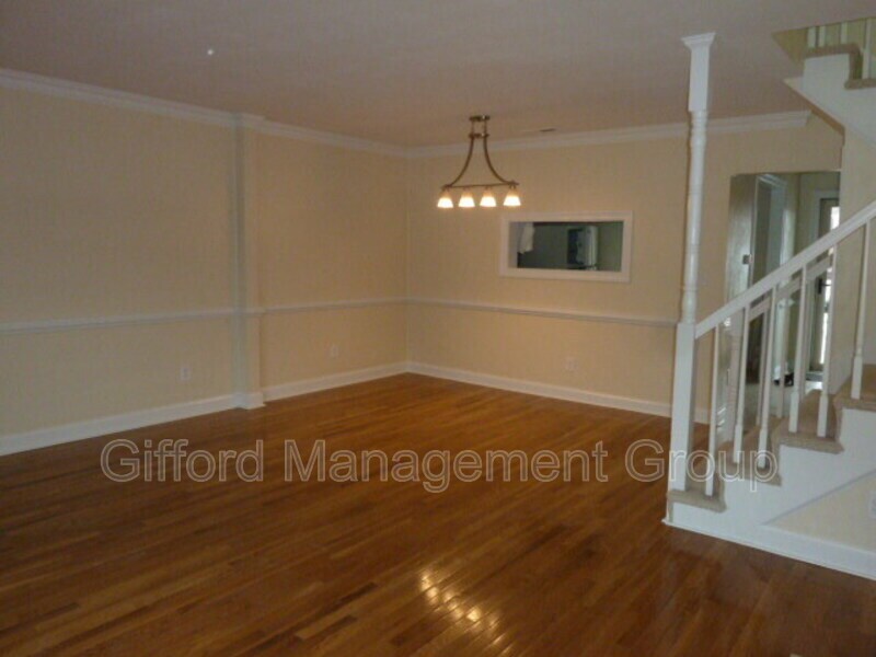 Photo - 1872 Volvo Pky