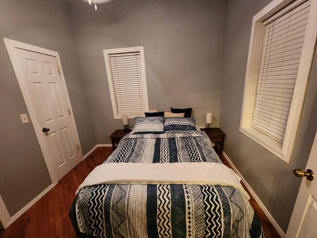 Photo - 307 W Scott St