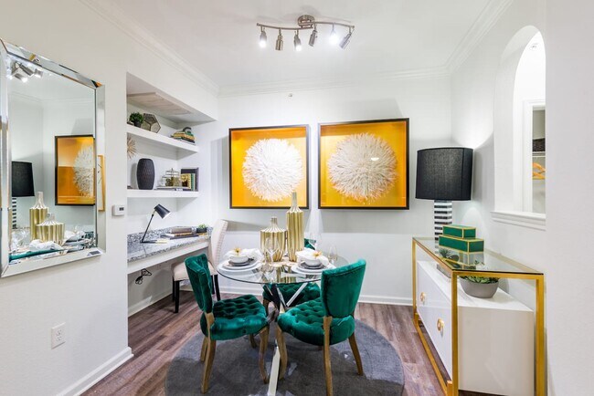 Photo - Cortland Walnut Hill