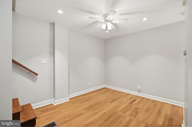 Photo - 953 N Randolph St Unit 2R