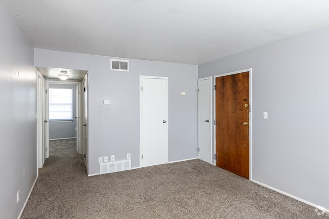 2BR, 1BA - 620SF - FJC Apartments