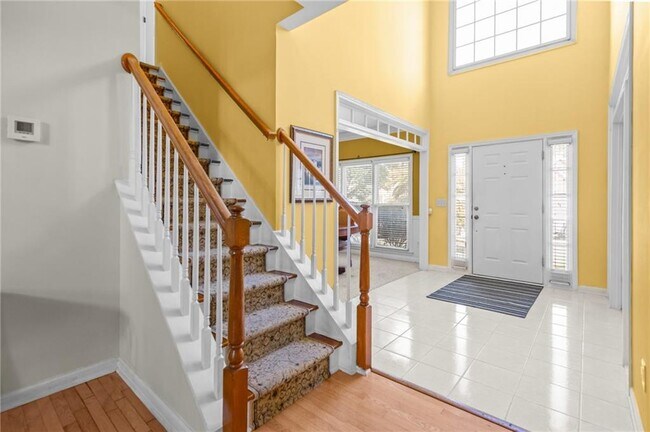 Photo - 1564 Chadwick Point Ct NW