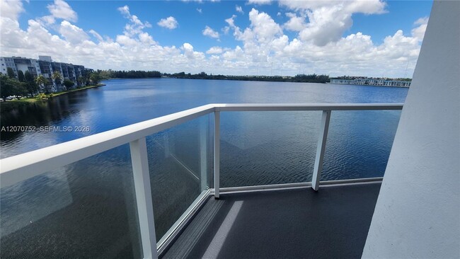 Photo - 1301 NE Miami Gardens Dr Unit 505W
