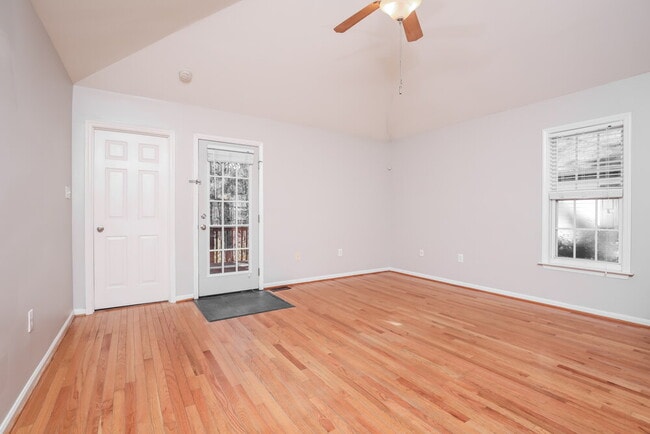 Photo - 305 Occidental Dr