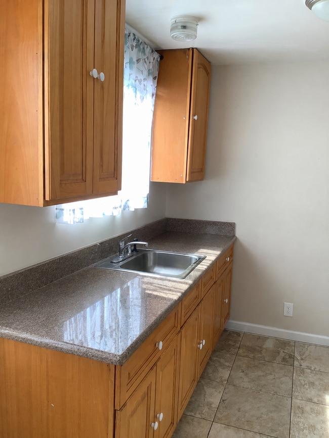 709 10th St Unidad 709 10th St. - C