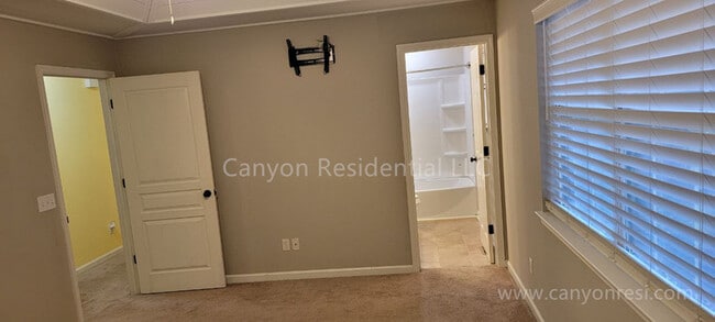 Photo - 6141 Blue Ash Dr