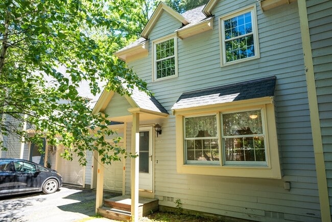 Photo - 111 Brigham St
