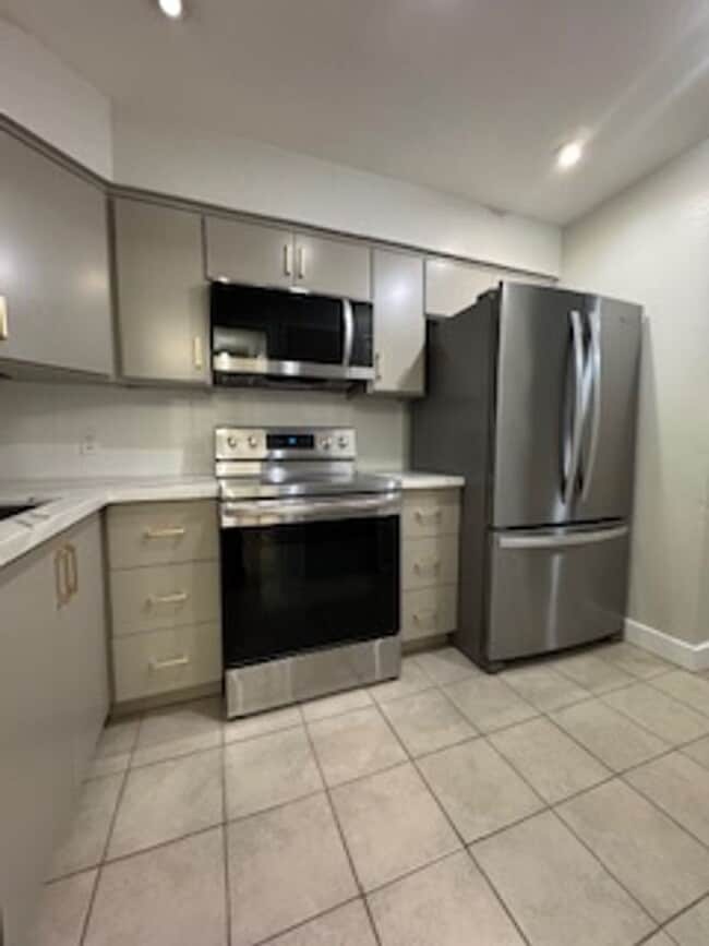 Photo - 2 Bedroom 1 Bath Condo