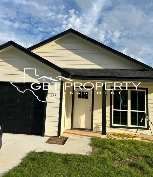 Building Photo - Brand New 3 bed 2 bath House!