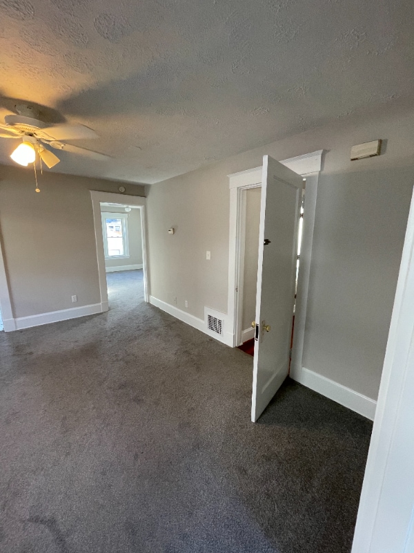 Photo - 619 Elm St Unit 2