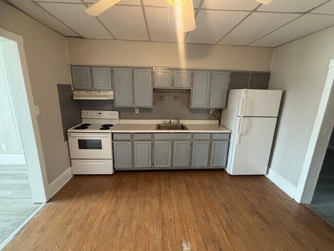 1039 Leiper St Unit 1st Floor