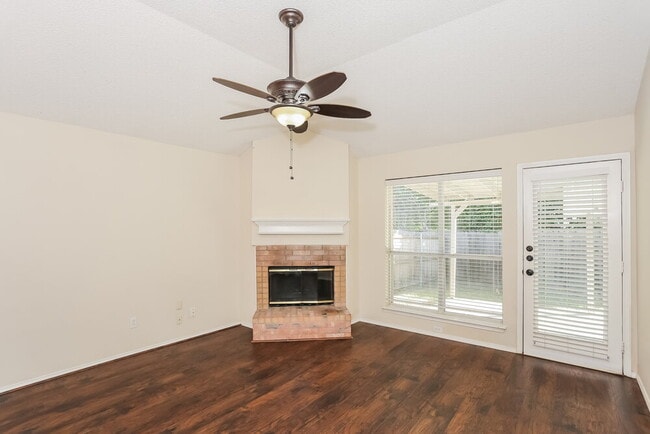 Photo - 5903 Fawn Meadow Trail