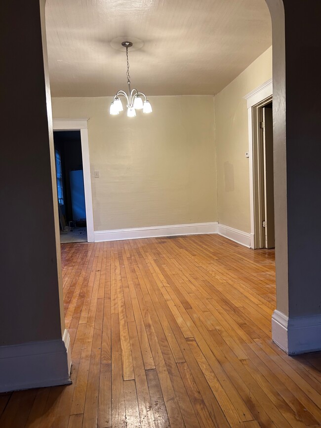 Building Photo - 29 Emerson Ave