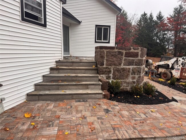 Photo - 263 S Mountain Rd