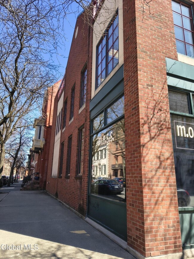 Building Photo - 53-55-55 Congress St Unit 55A