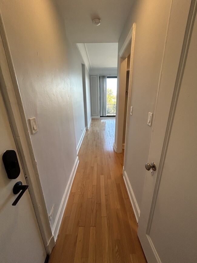 Photo - 3330 N Lake Shore Dr Unit 4B